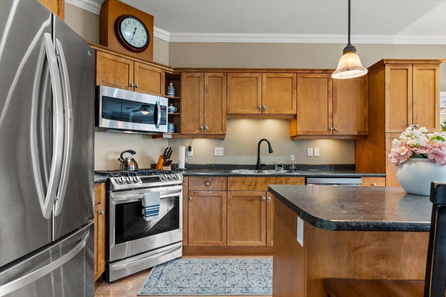73 8590 SUNRISE DRIVE, Chilliwack Mountain, Chilliwack