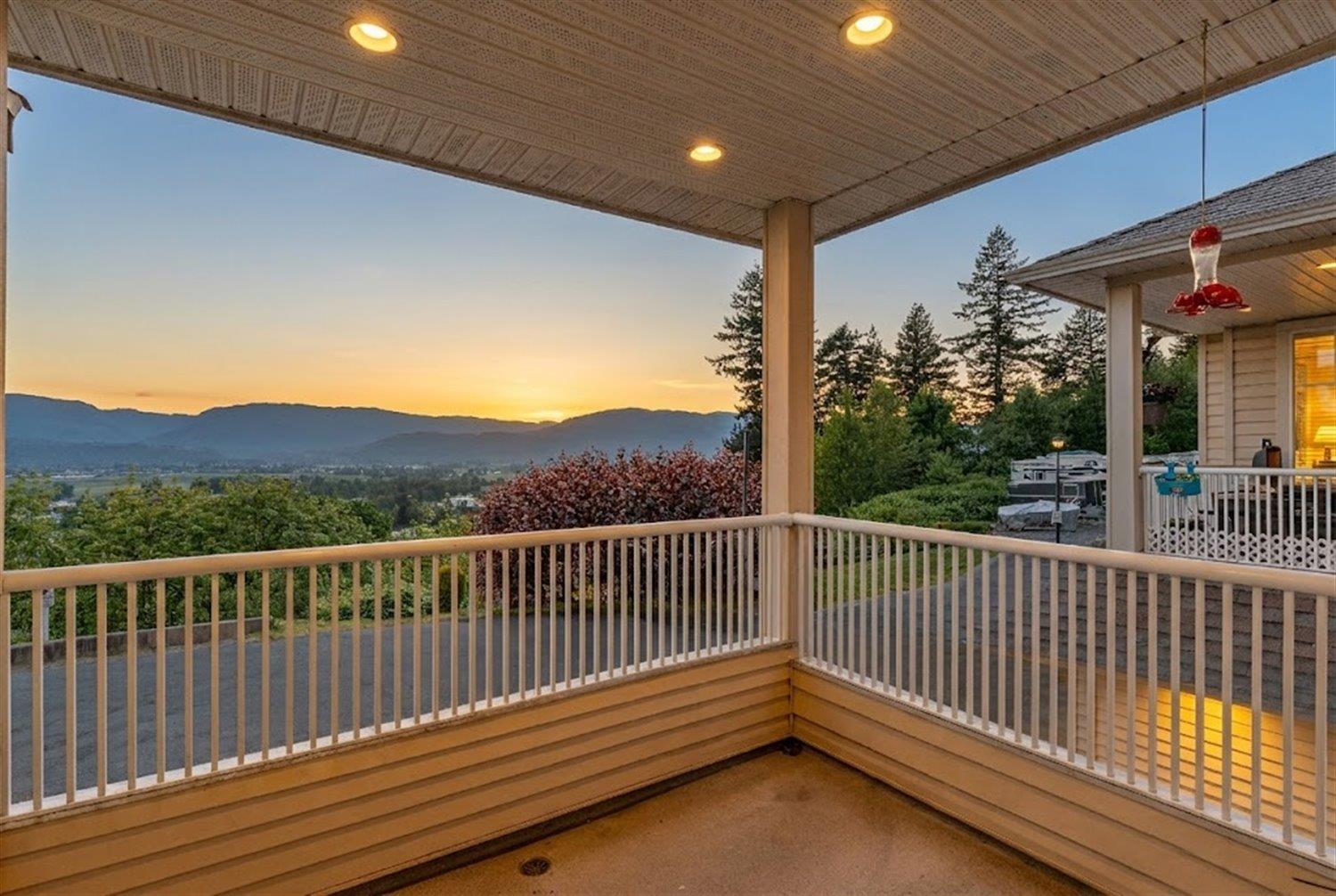 73 8590 SUNRISE DRIVE, Chilliwack Mountain, Chilliwack