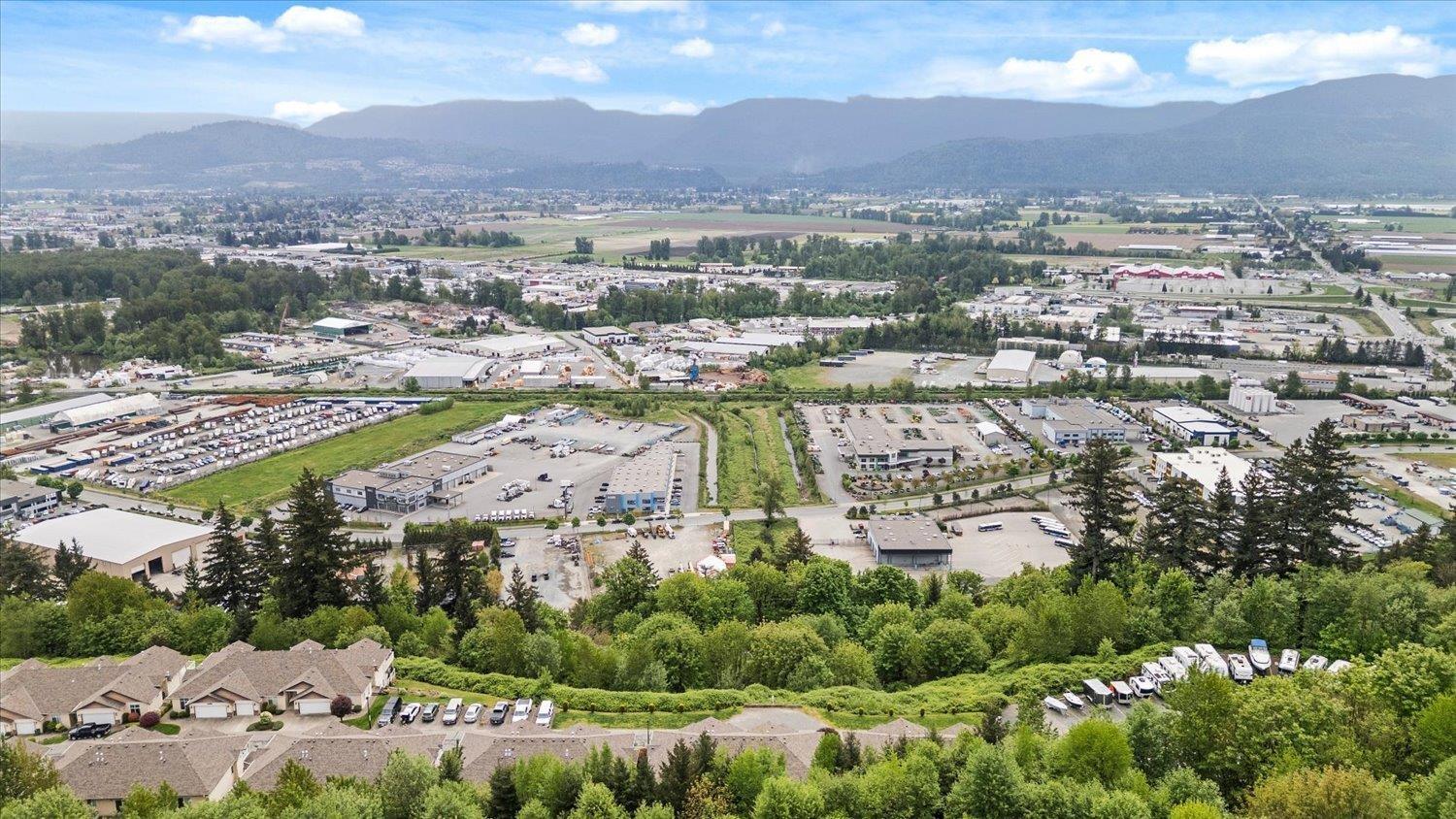 73 8590 SUNRISE DRIVE, Chilliwack Mountain, Chilliwack