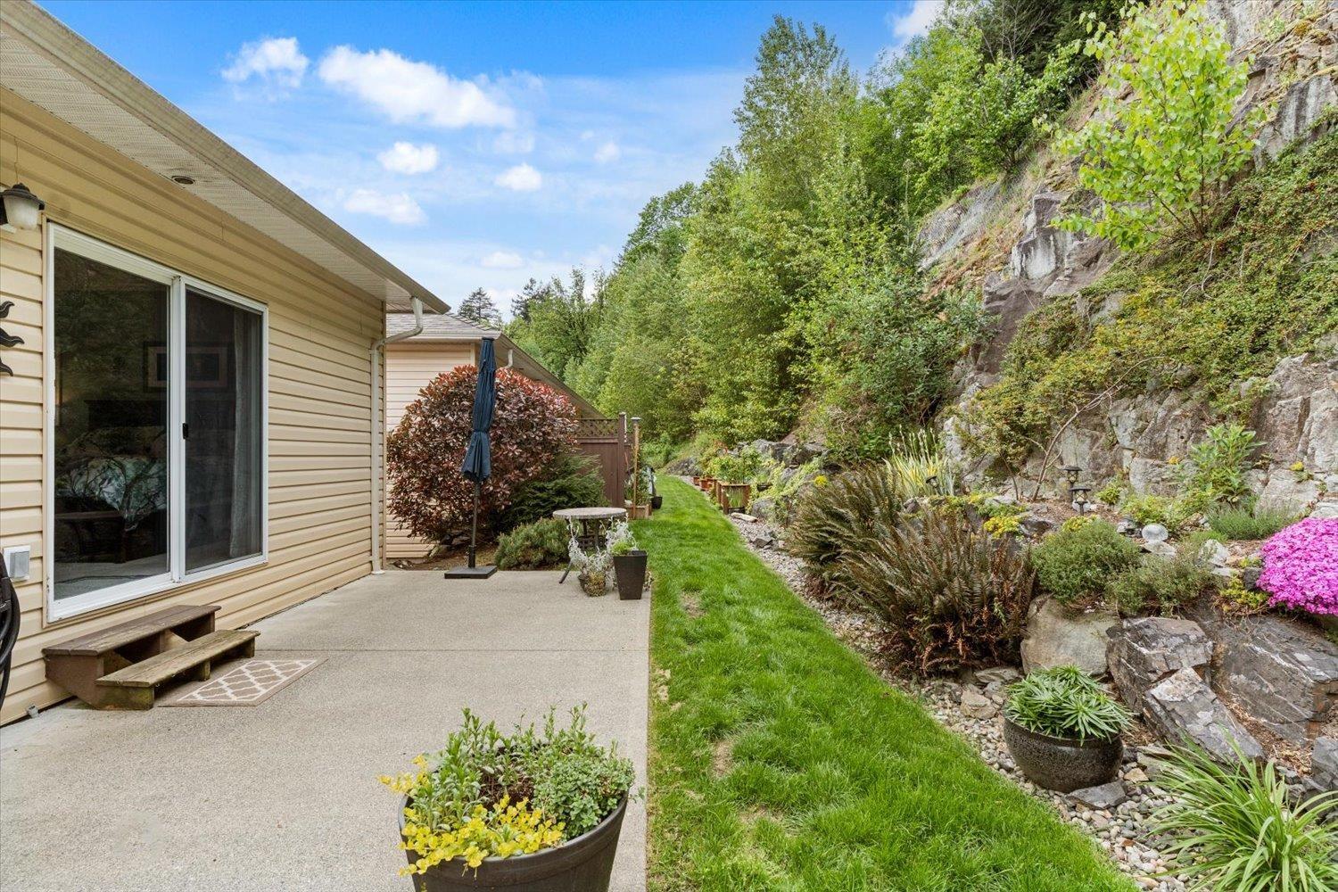 73 8590 SUNRISE DRIVE, Chilliwack Mountain, Chilliwack