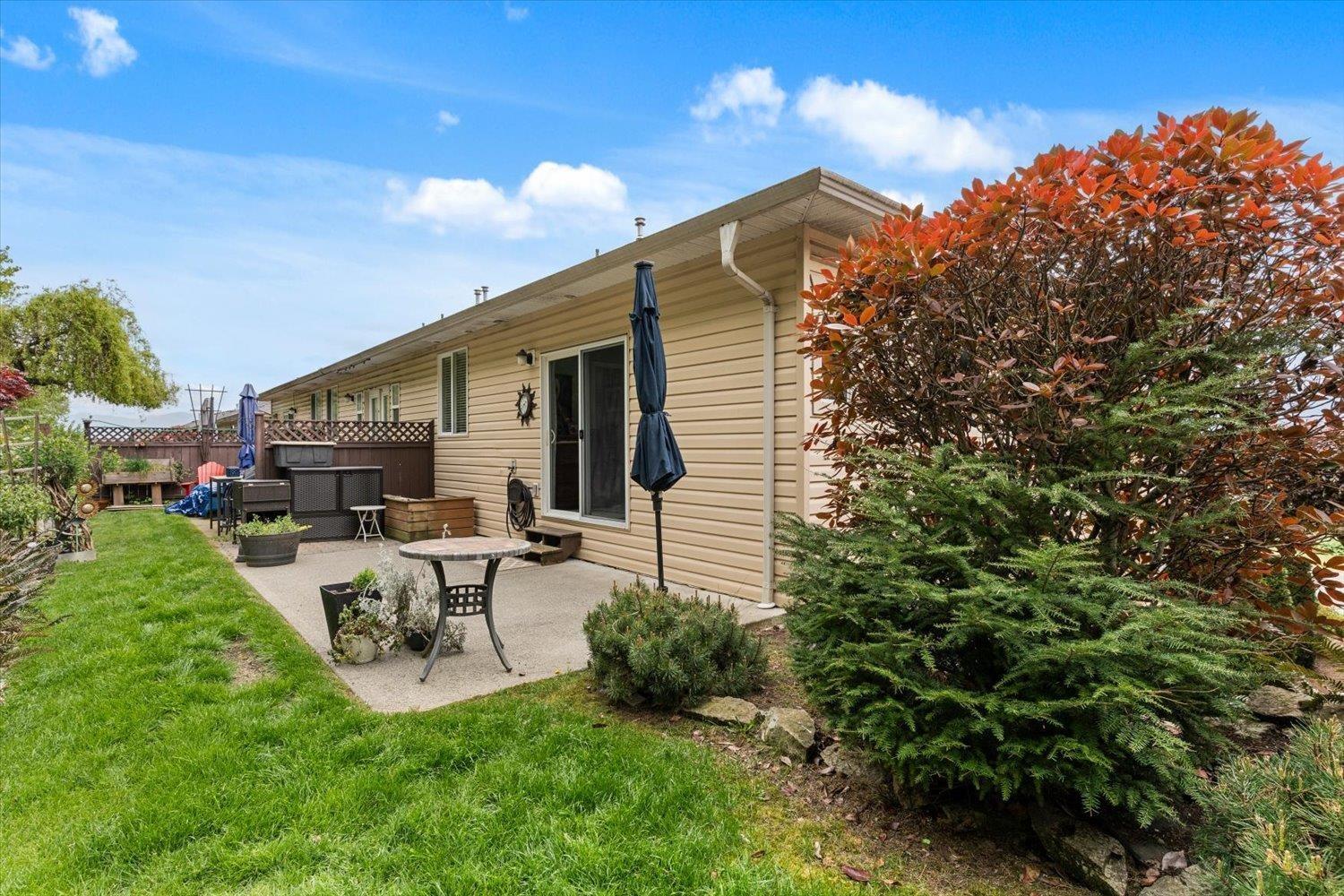 73 8590 SUNRISE DRIVE, Chilliwack Mountain, Chilliwack