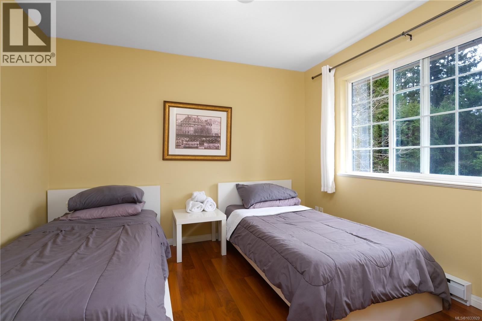 2420 Campbell River Rd - 9