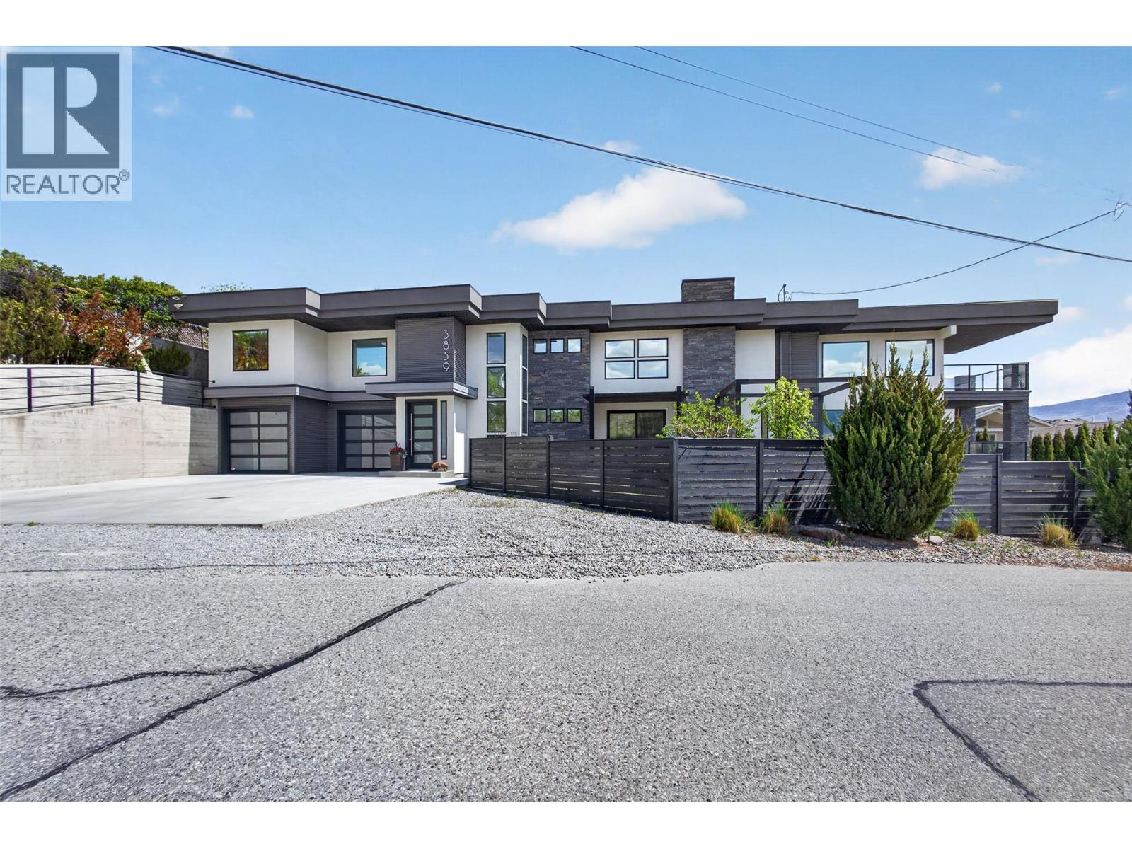 3859 Carrall Road - 6