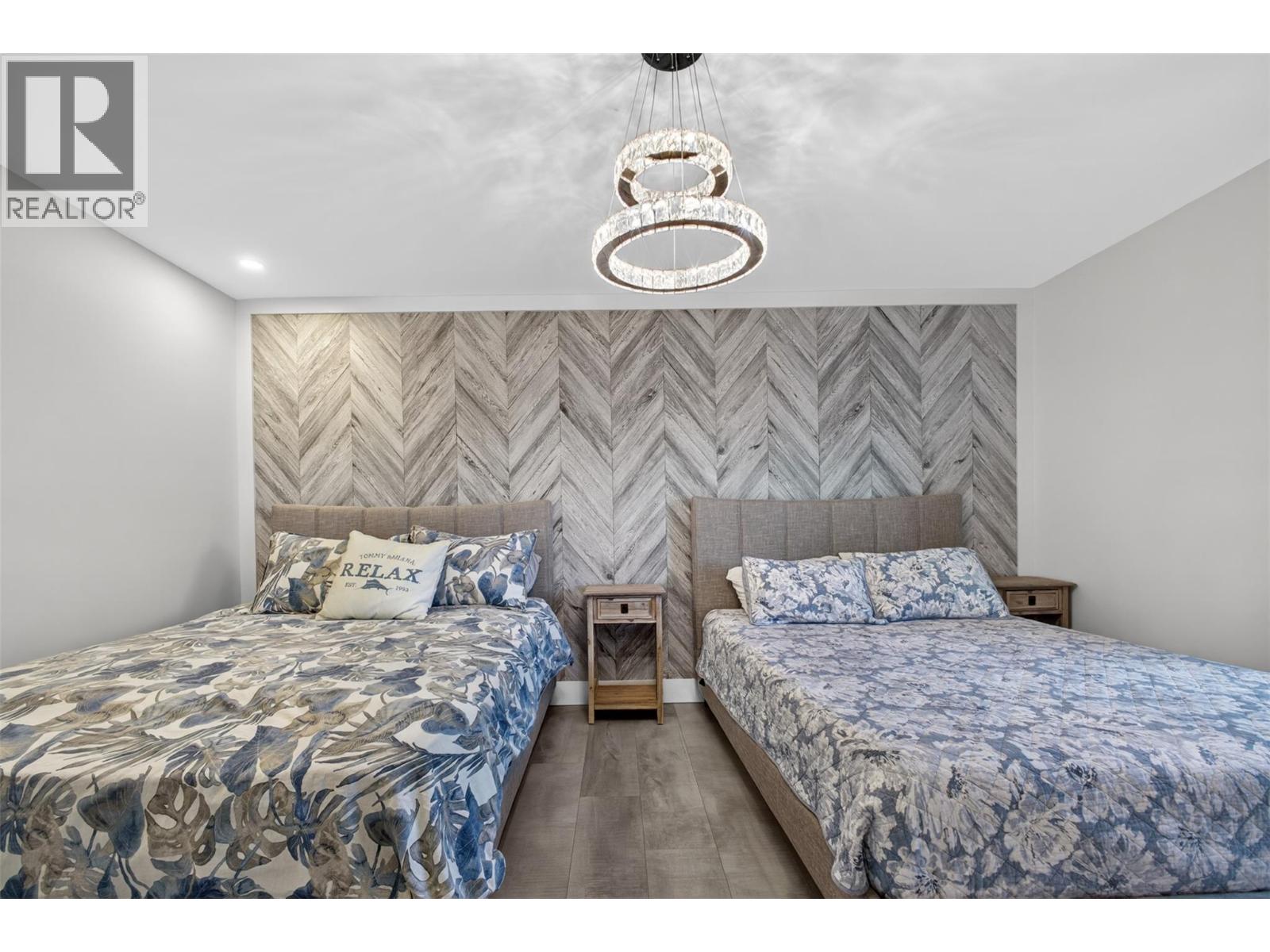 3859 Carrall Road - 43