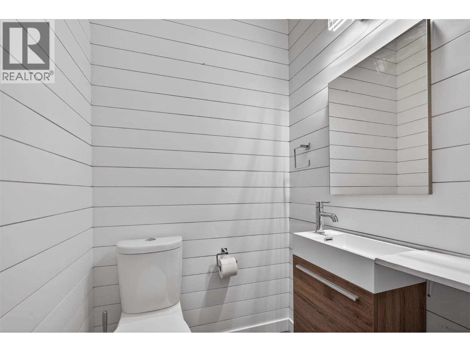  3859 Carrall Road, West Kelowna