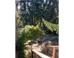 2015 Ridge Road W, Oro Medonte, ON L0L2L0 Photo 9