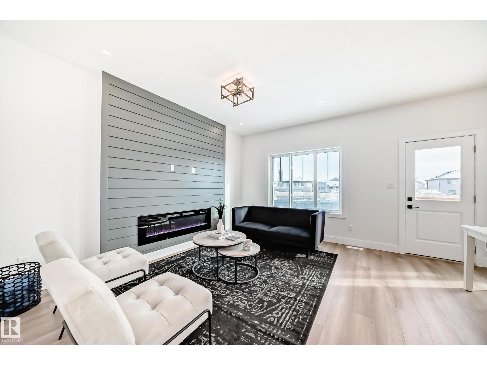 77 Elliott WD, Fort Saskatchewan