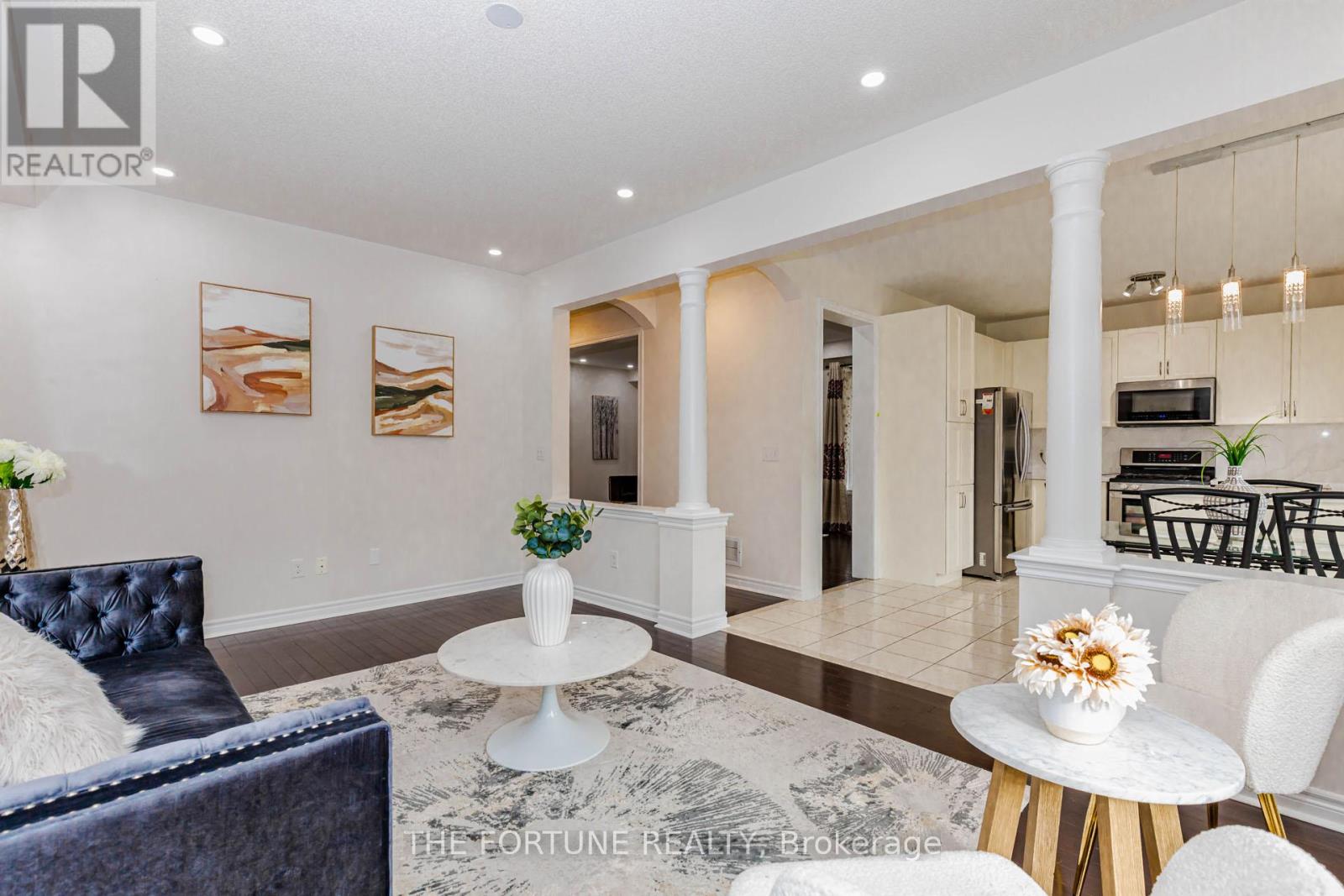 16 HAVILAND CIRCLE - 11
