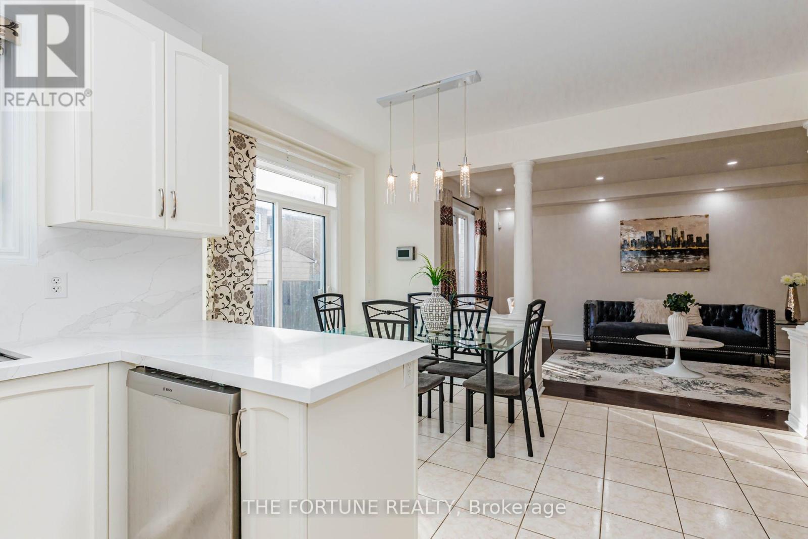 16 HAVILAND CIRCLE - 17