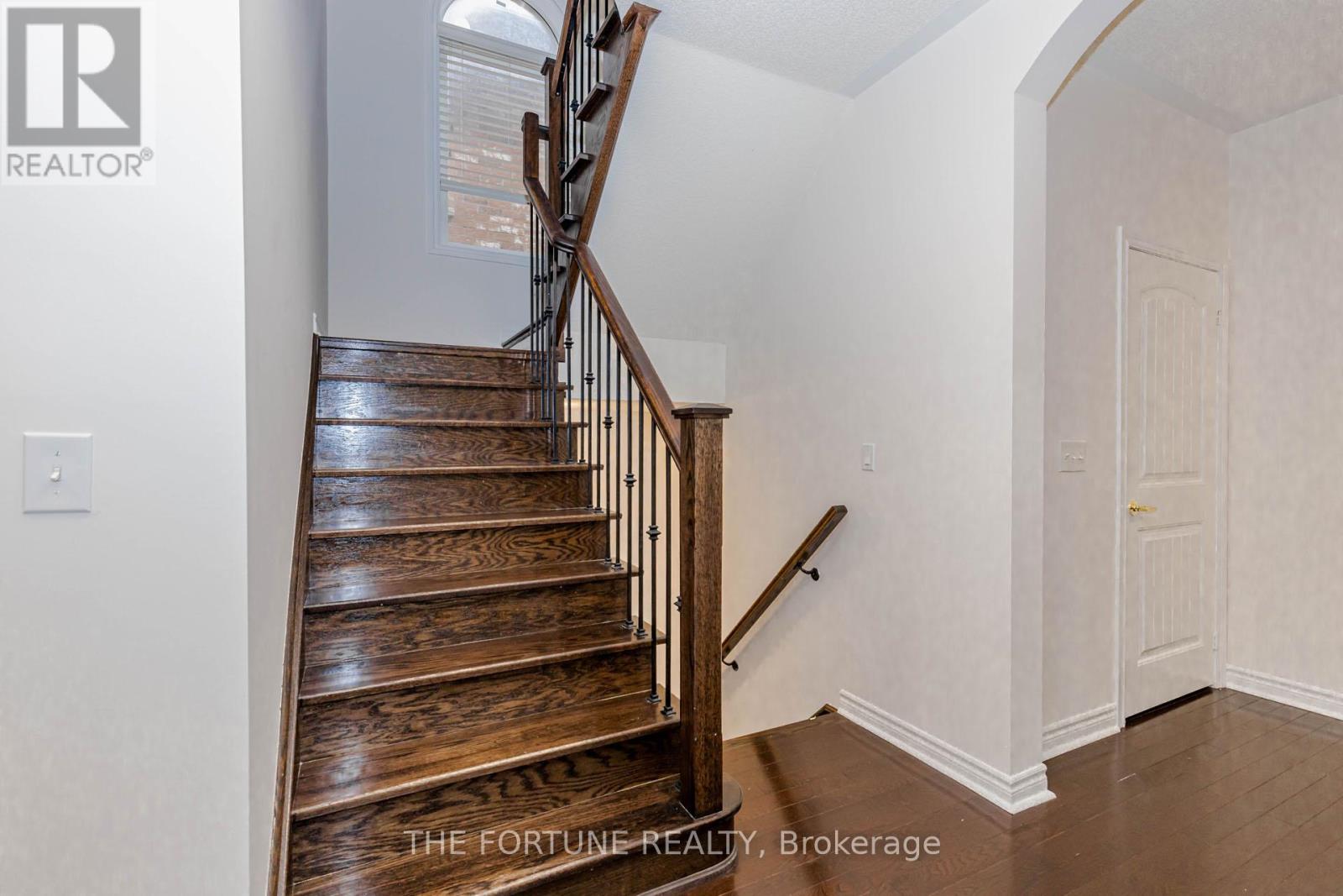 16 HAVILAND CIRCLE - 20