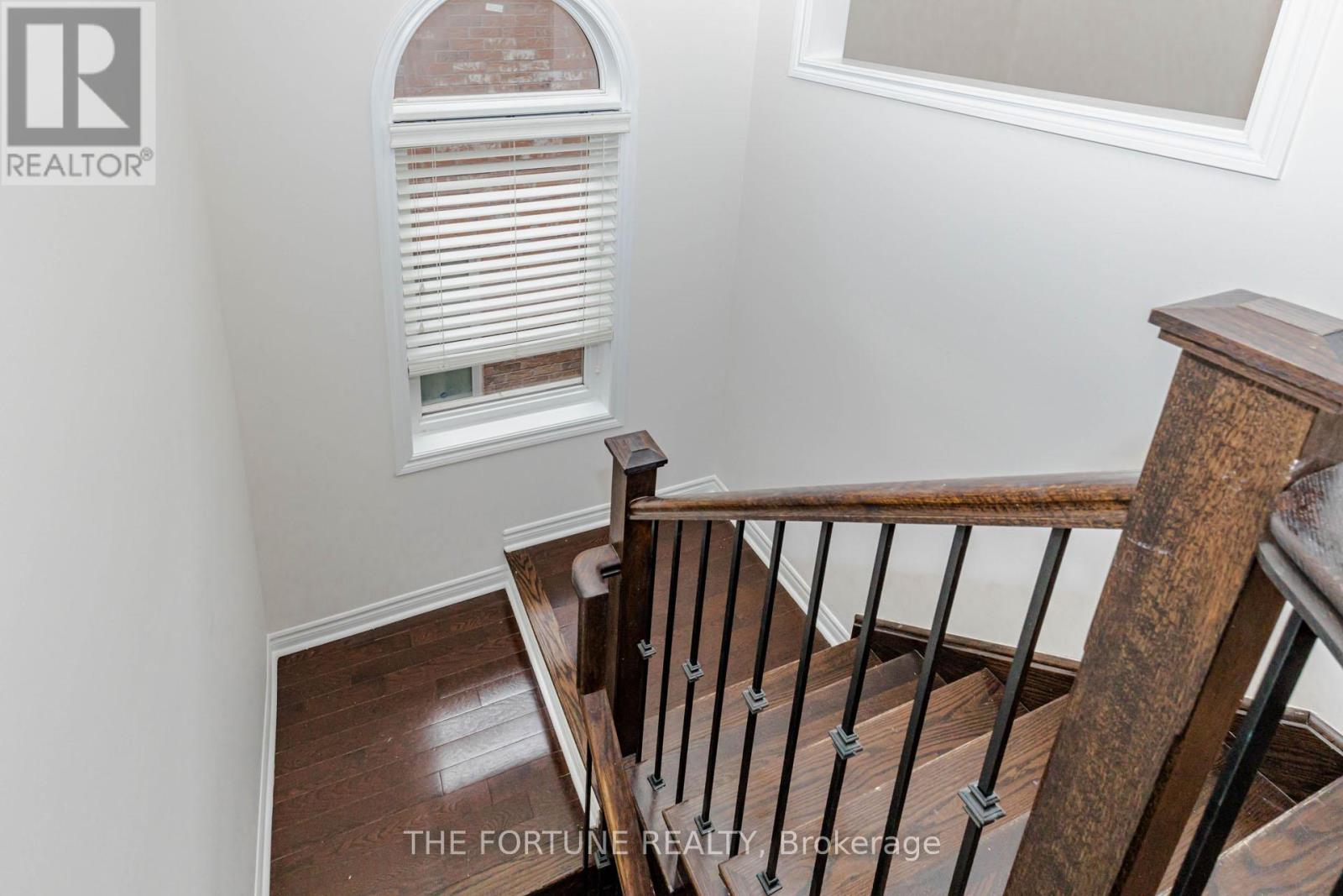 16 HAVILAND CIRCLE - 21
