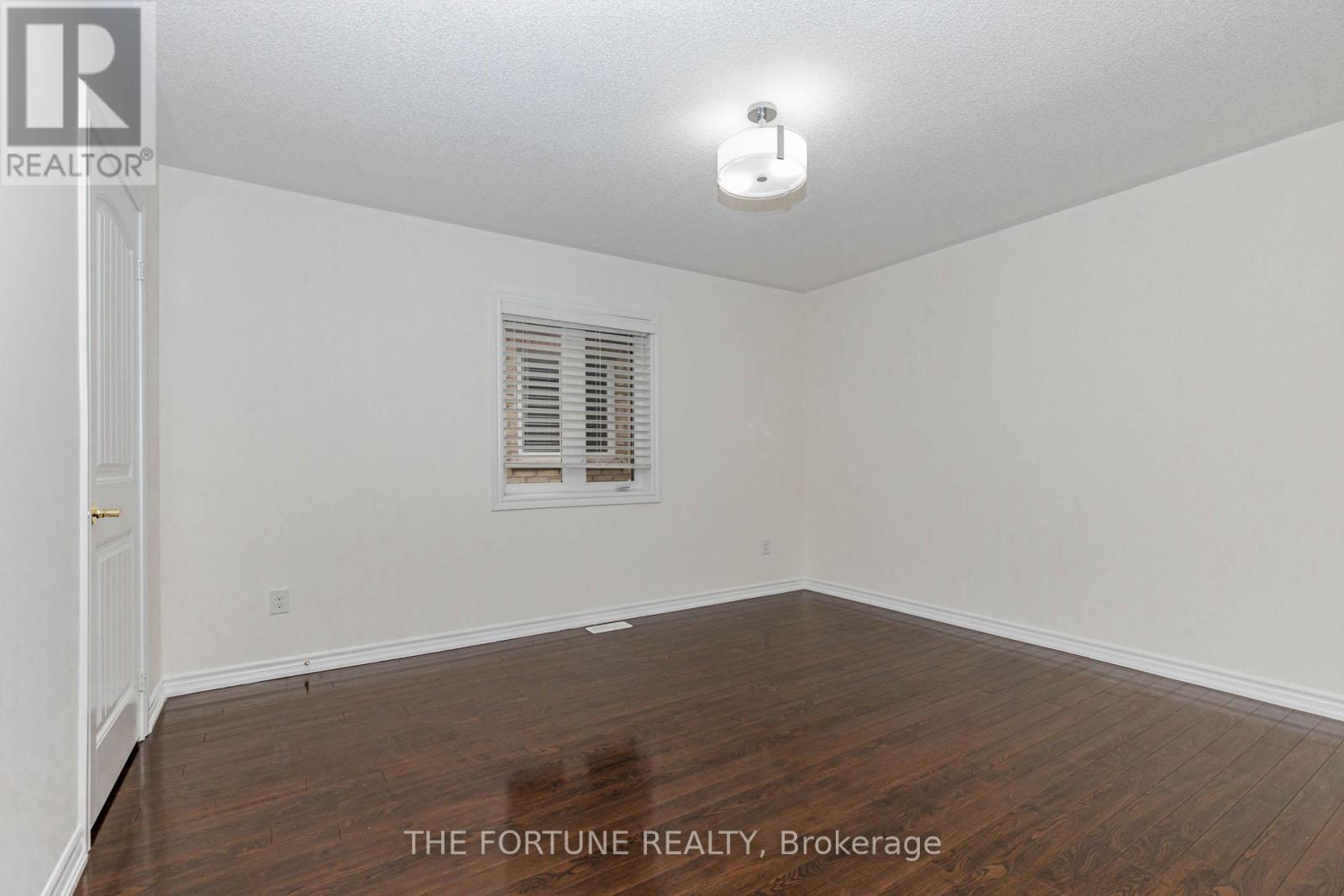 16 HAVILAND CIRCLE - 35