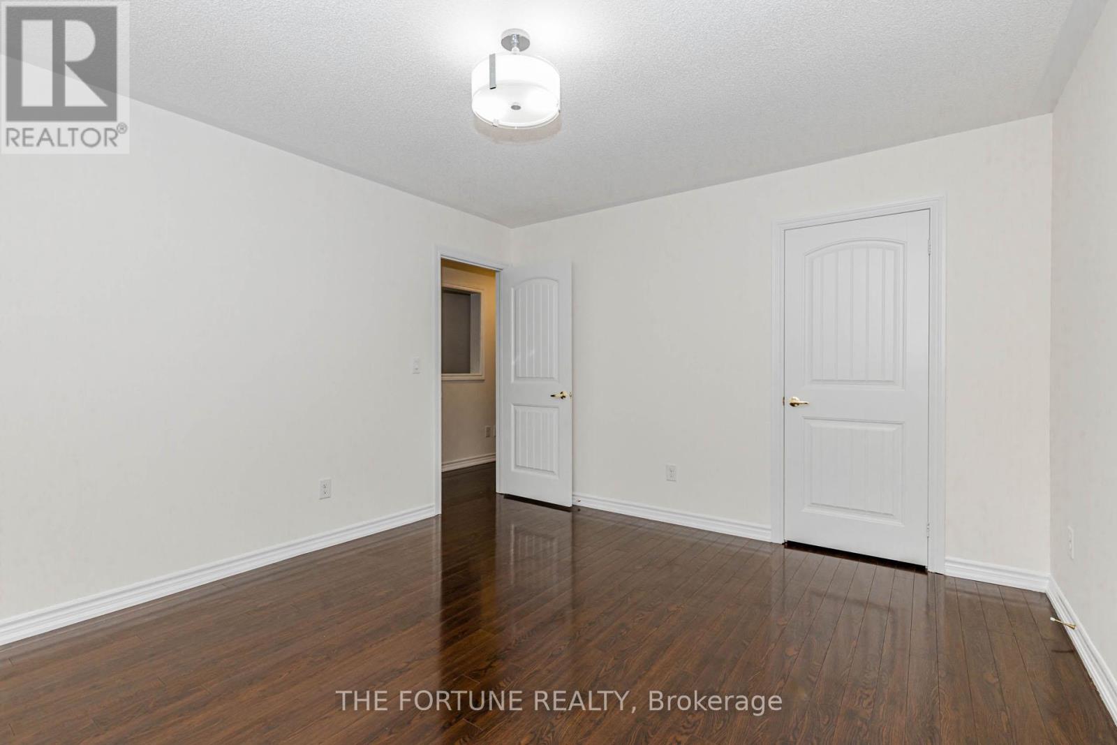 16 HAVILAND CIRCLE - 36