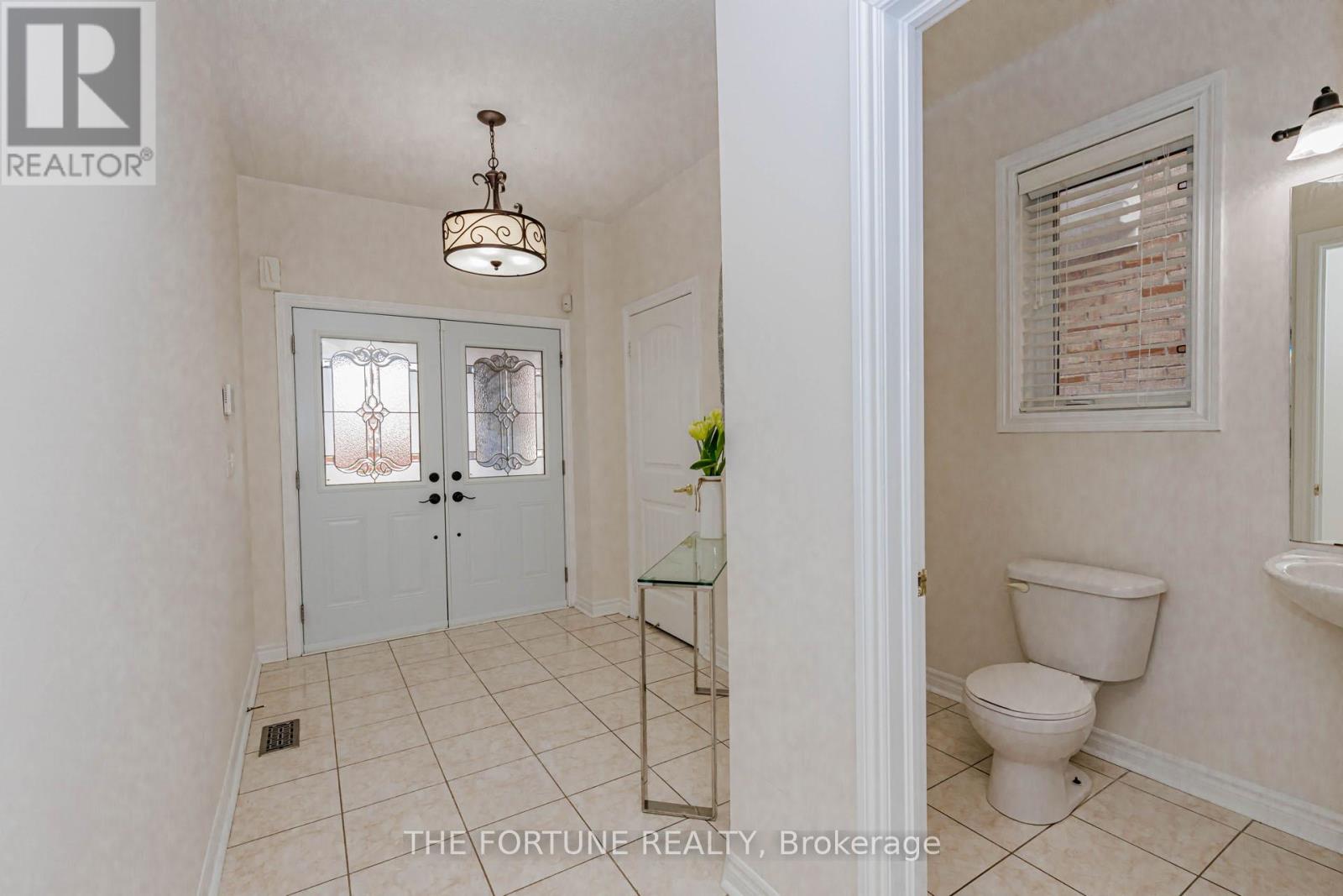 16 HAVILAND CIRCLE - 4