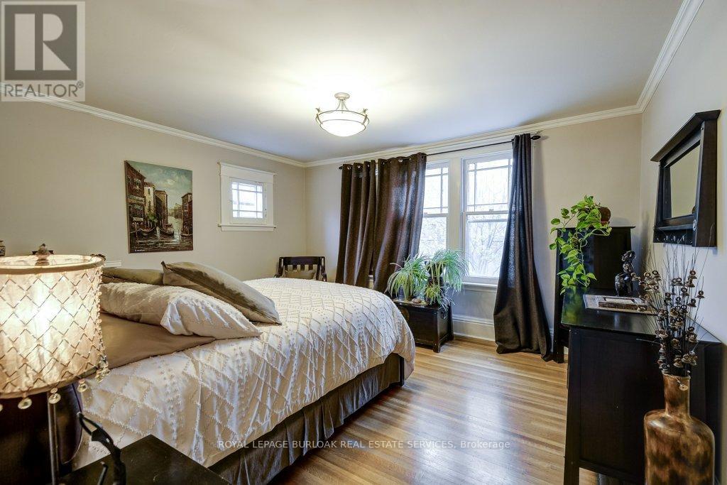 46 SHERMAN AVENUE S - 28
