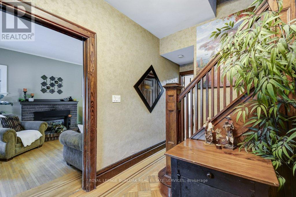 46 SHERMAN AVENUE S - 5