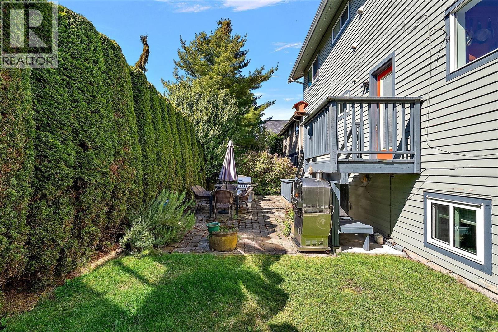 248 Richmond Ave, Victoria
