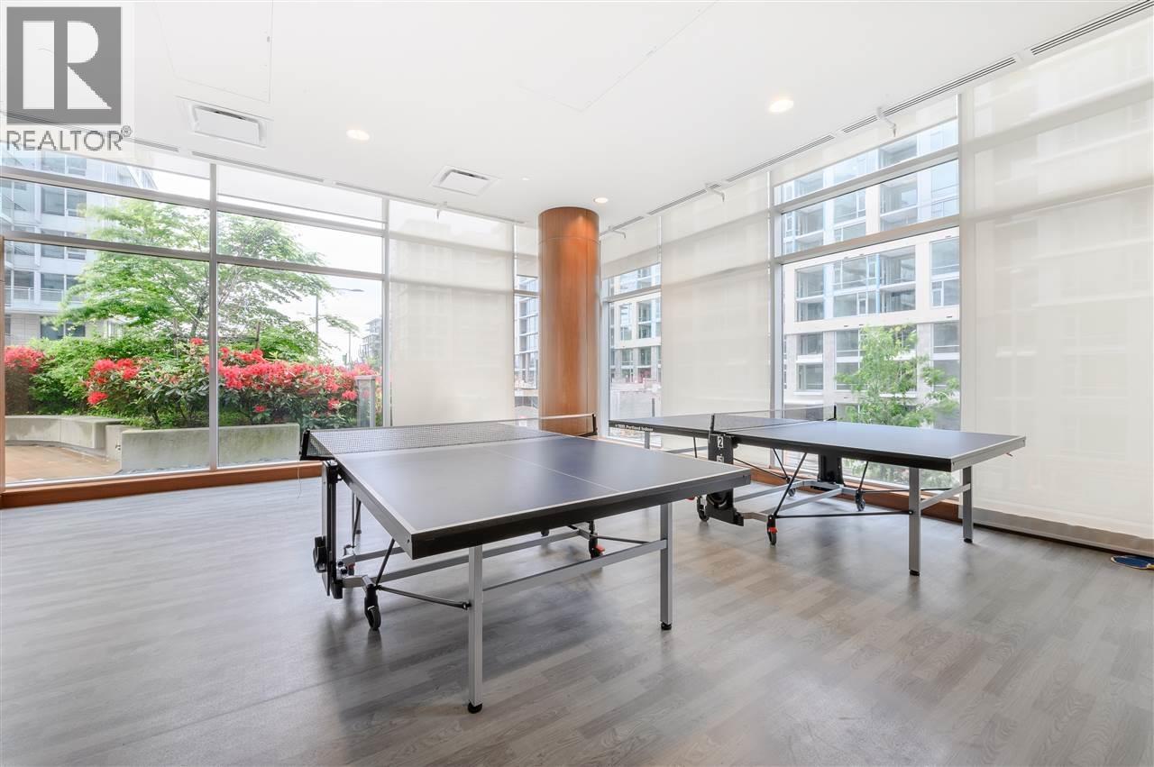 #601-8800 HAZELBRIDGE Way, Richmond