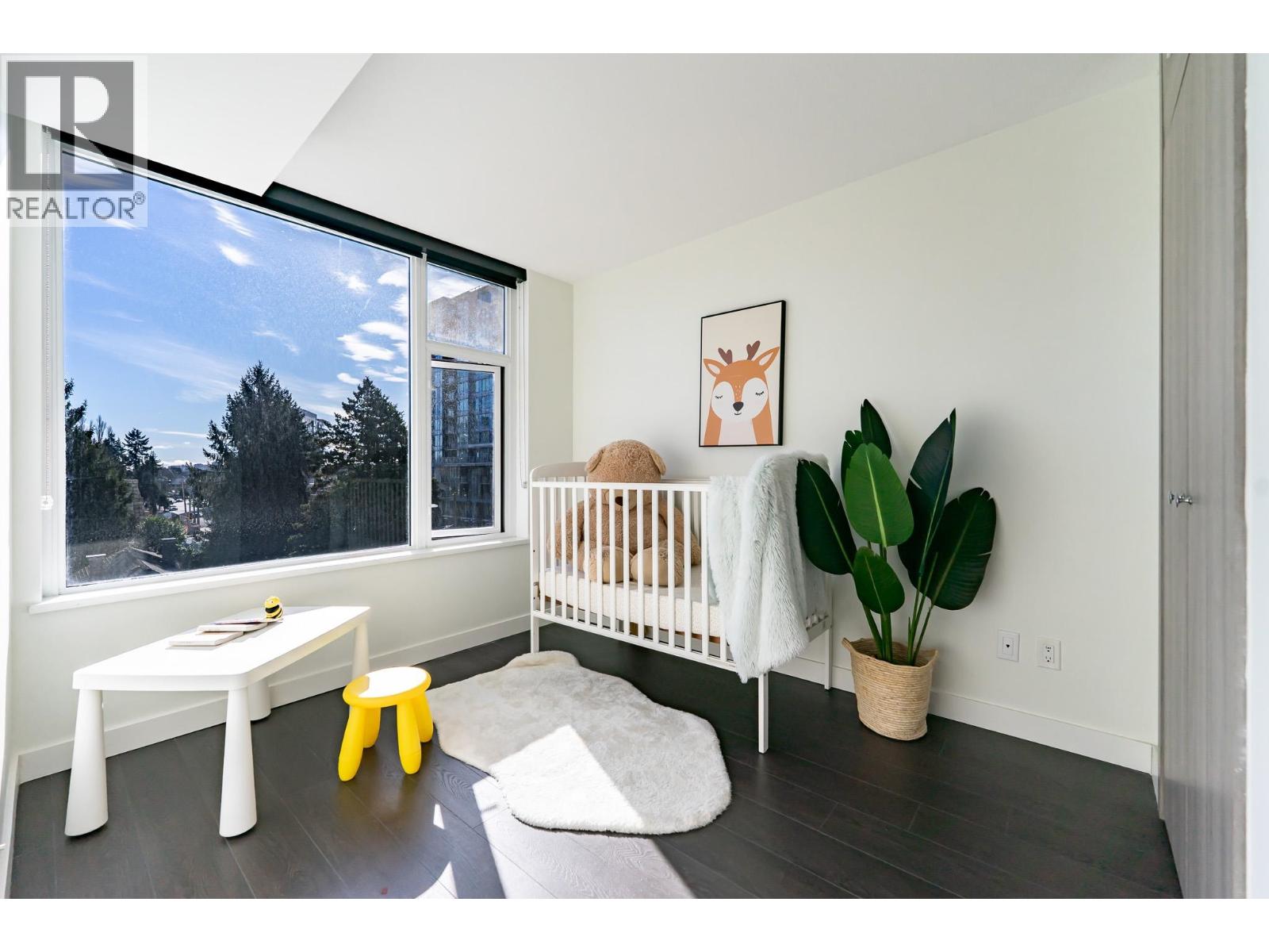 #601-8800 HAZELBRIDGE Way, Richmond