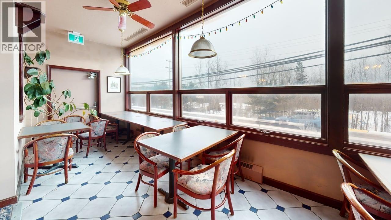 #2-4332 LAKELSE Avenue, Terrace