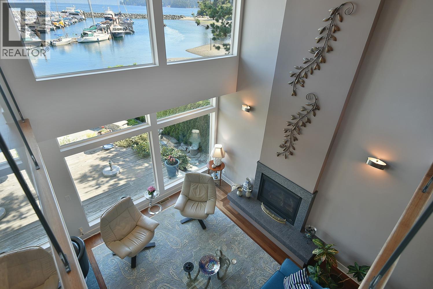 664 BAY ROAD, Gibsons