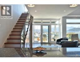 664 Bay Road, Gibsons, BC V0N1V8 Photo 16