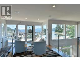 664 Bay Road, Gibsons, BC V0N1V8 Photo 17