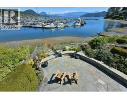 664 Bay Road, Gibsons, BC V0N1V8 Photo 20
