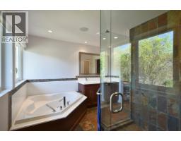 664 Bay Road, Gibsons, BC V0N1V8 Photo 27