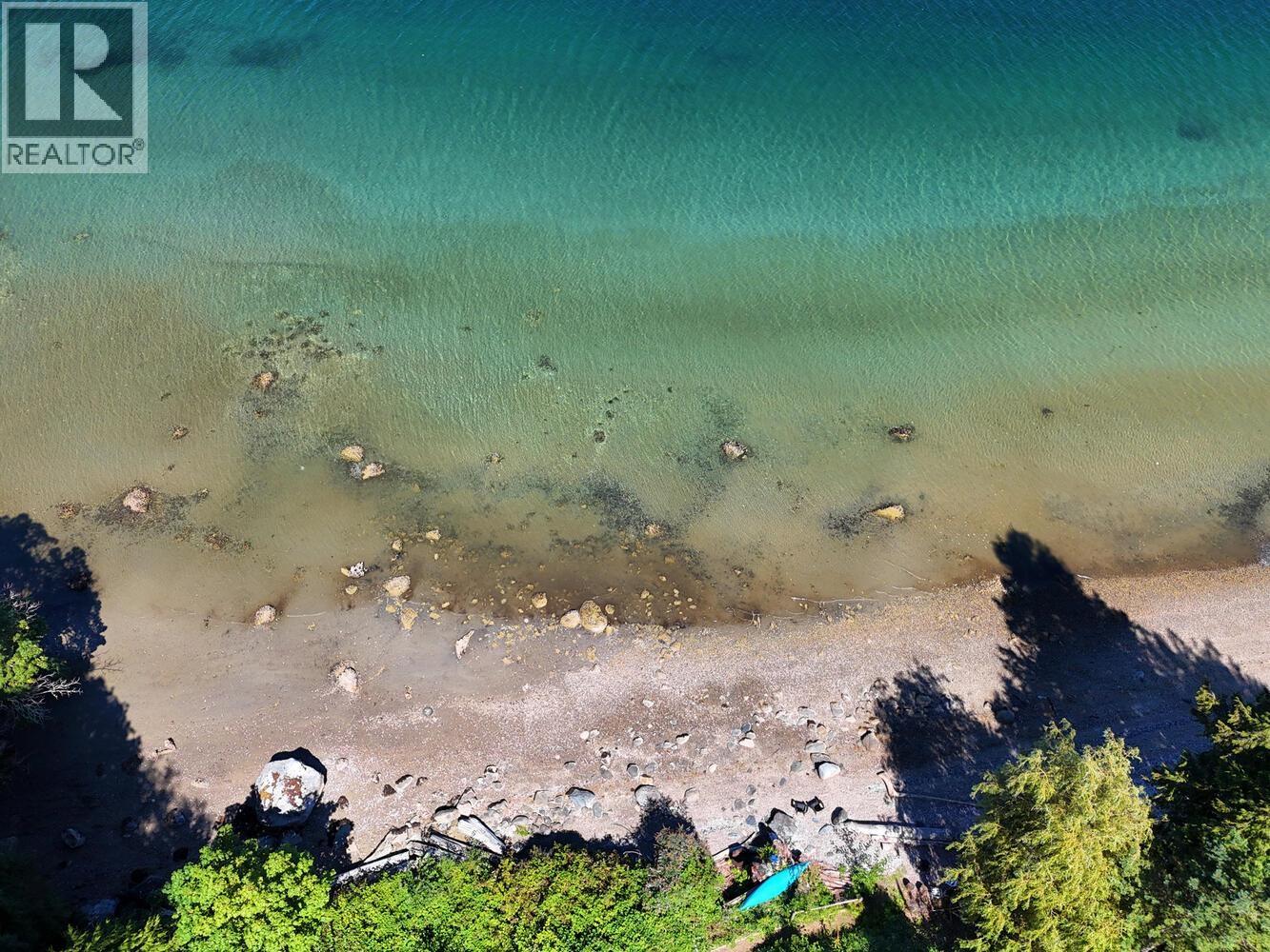 6318 N GALE AVENUE, Sechelt