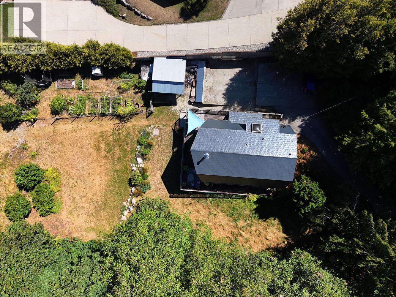 6318 N GALE AVENUE, Sechelt