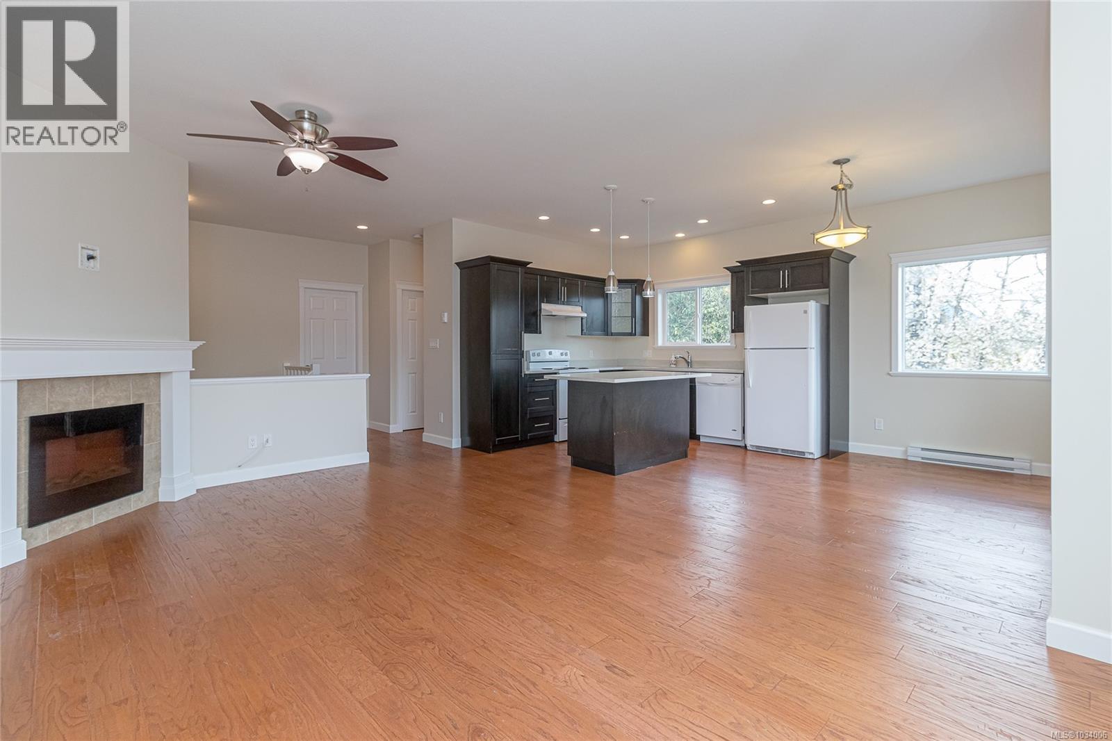 6128 Sayward Rd, Duncan