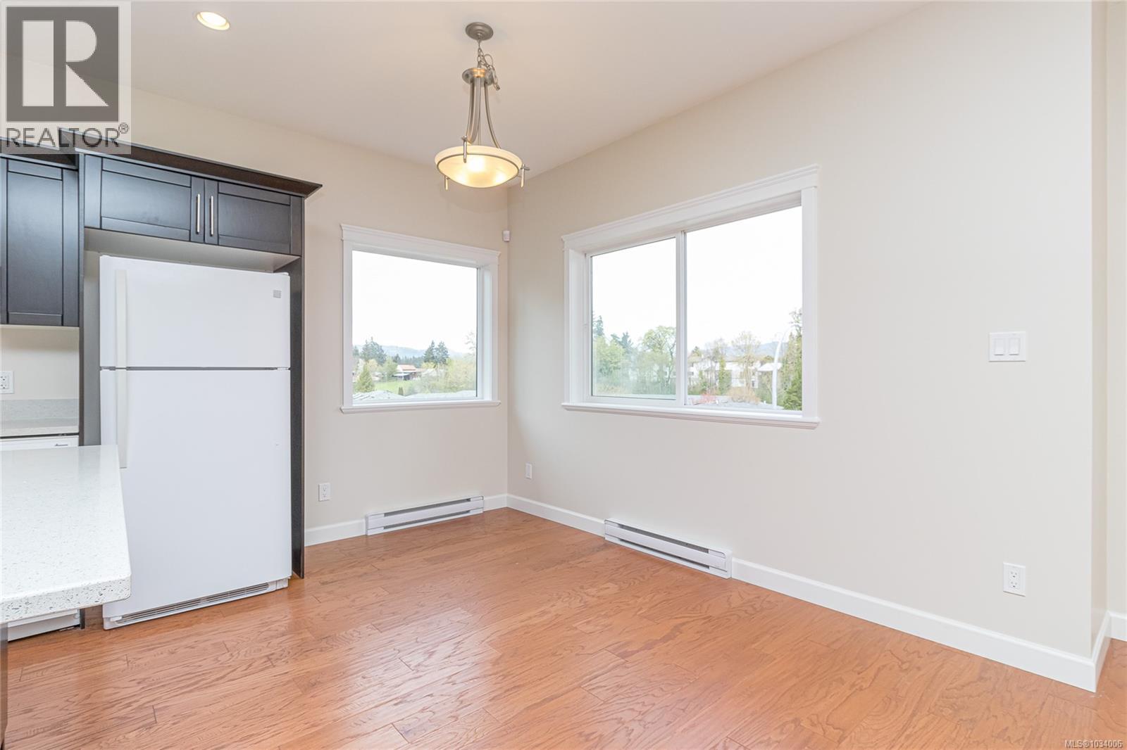 6128 Sayward Rd, Duncan