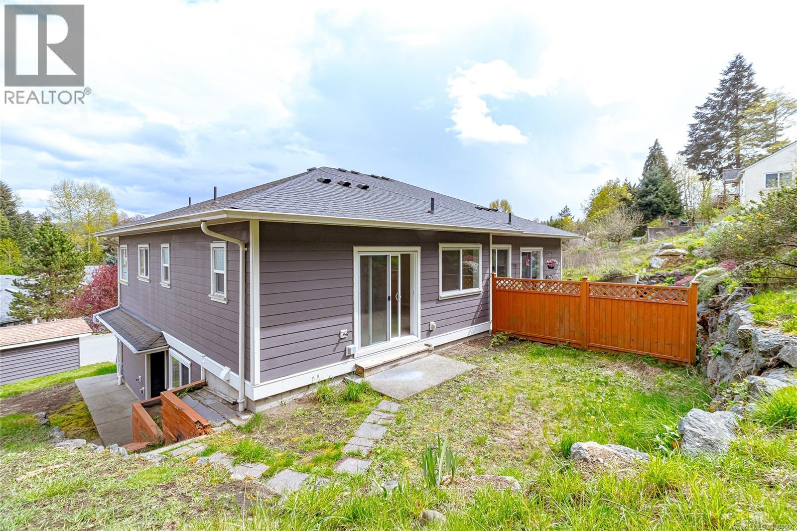 6128 Sayward Rd, Duncan