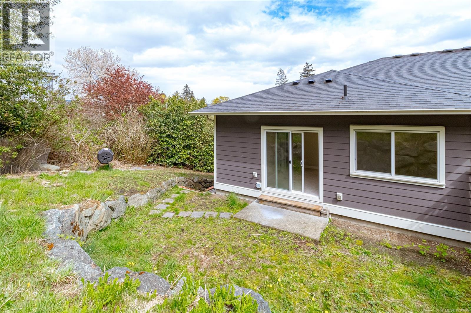 6128 Sayward Rd, Duncan