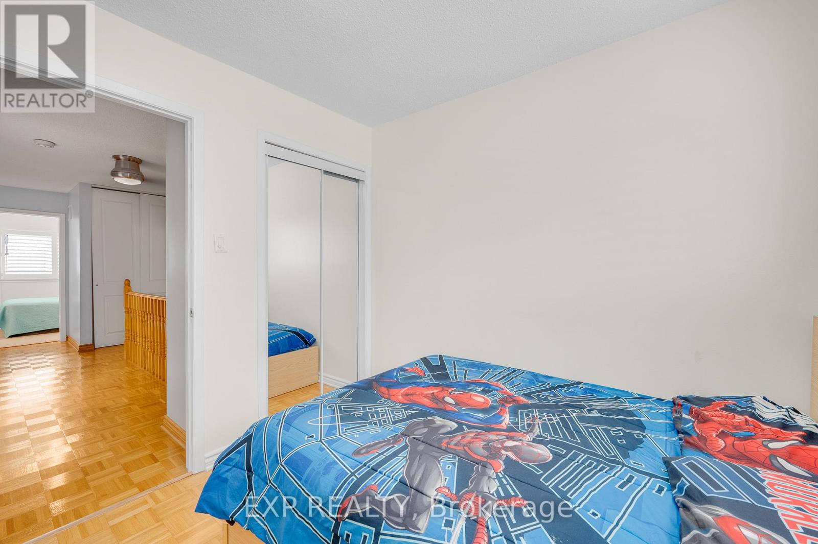 #31 750 BURNHAMTHORPE ROAD E - 24