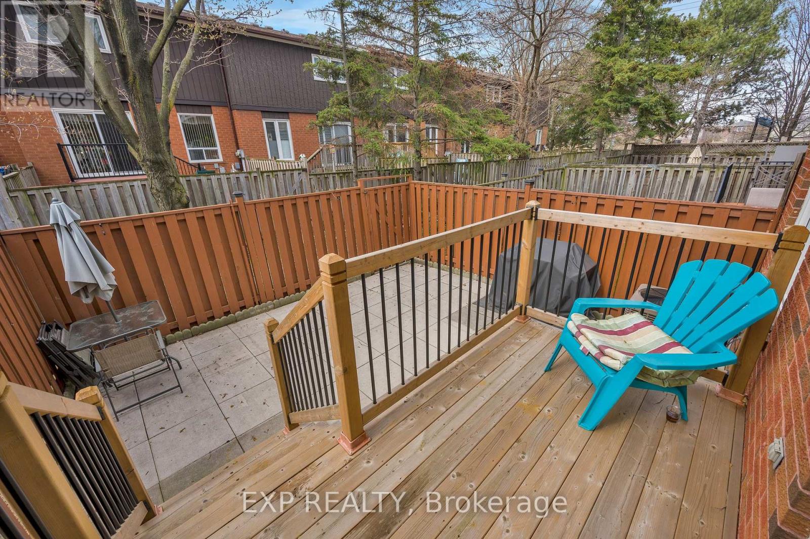 #31 750 BURNHAMTHORPE ROAD E - 33
