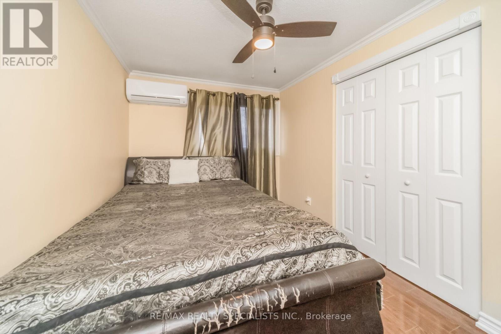 8 GRANTBROOK COURT - 28