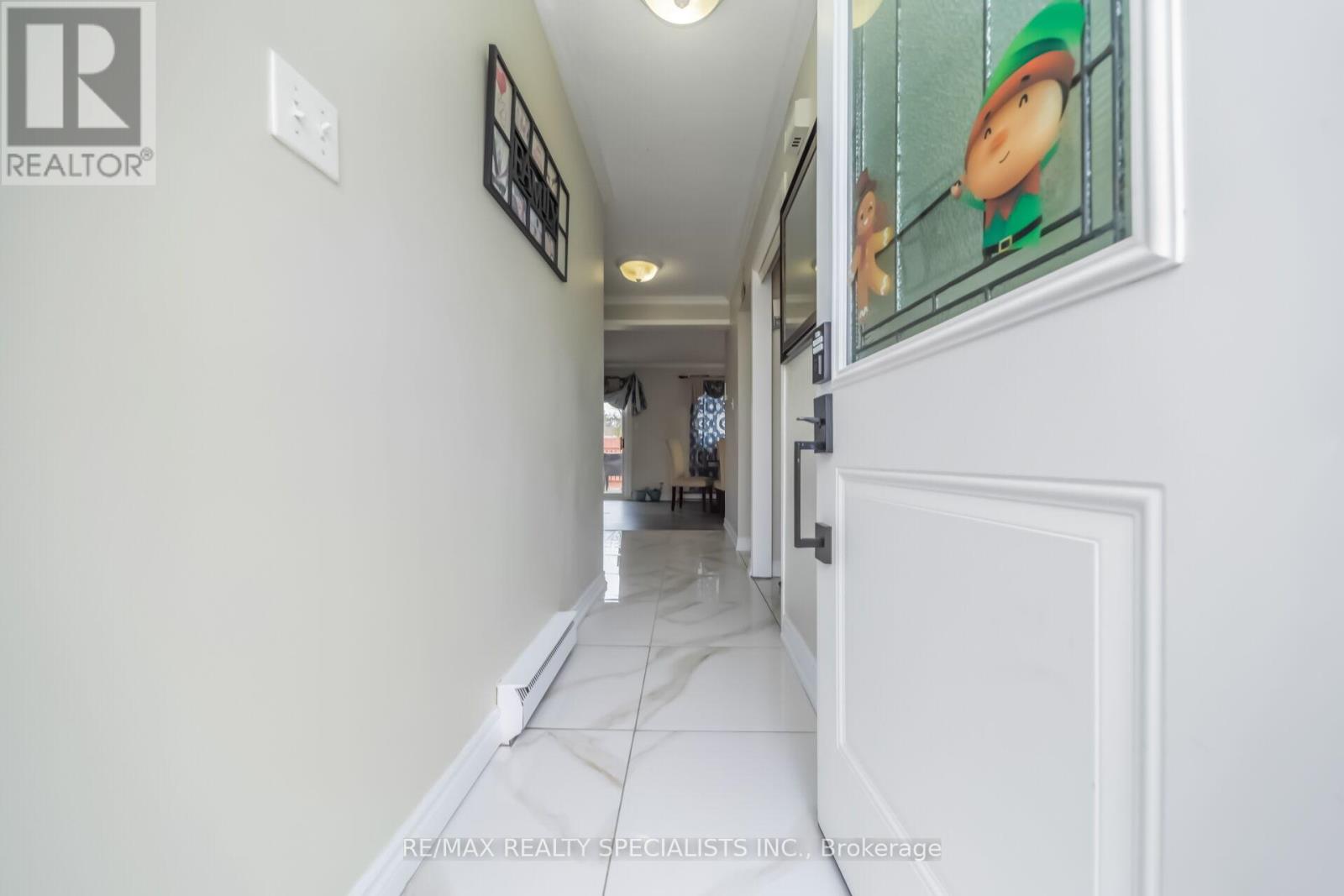 8 GRANTBROOK COURT - 11