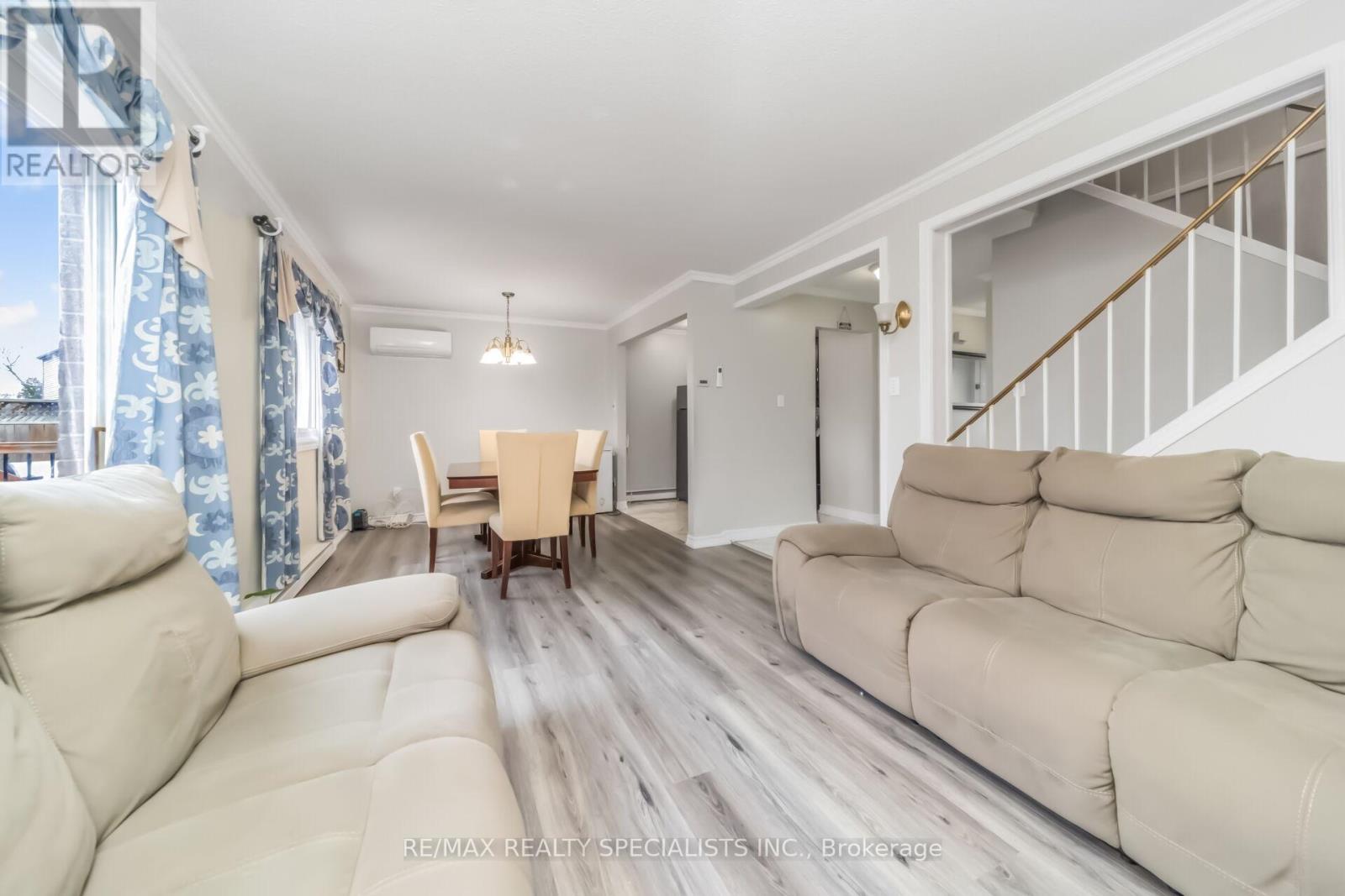 8 GRANTBROOK COURT - 7