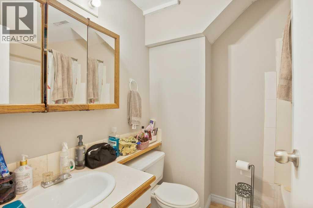 45 Hangingstone Drive, Lacombe