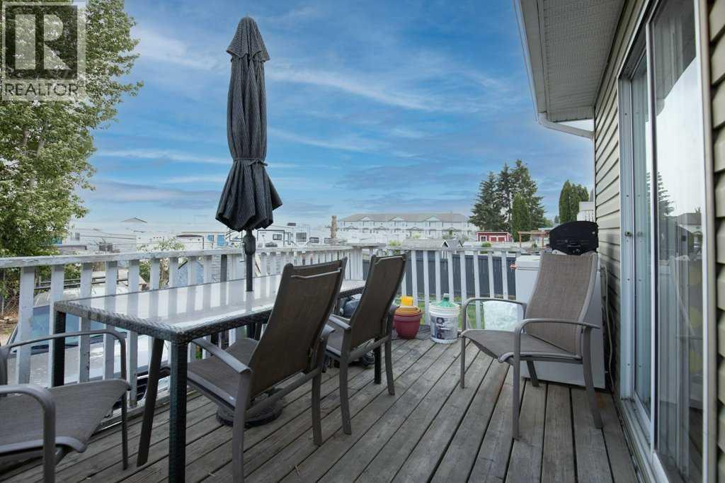 45 Hangingstone Drive, Lacombe