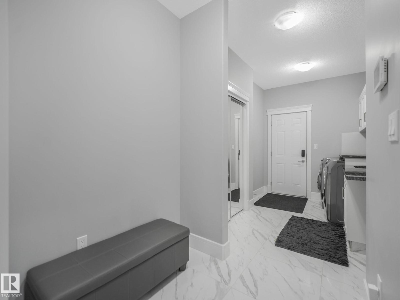 7532 173 AV NW, Edmonton