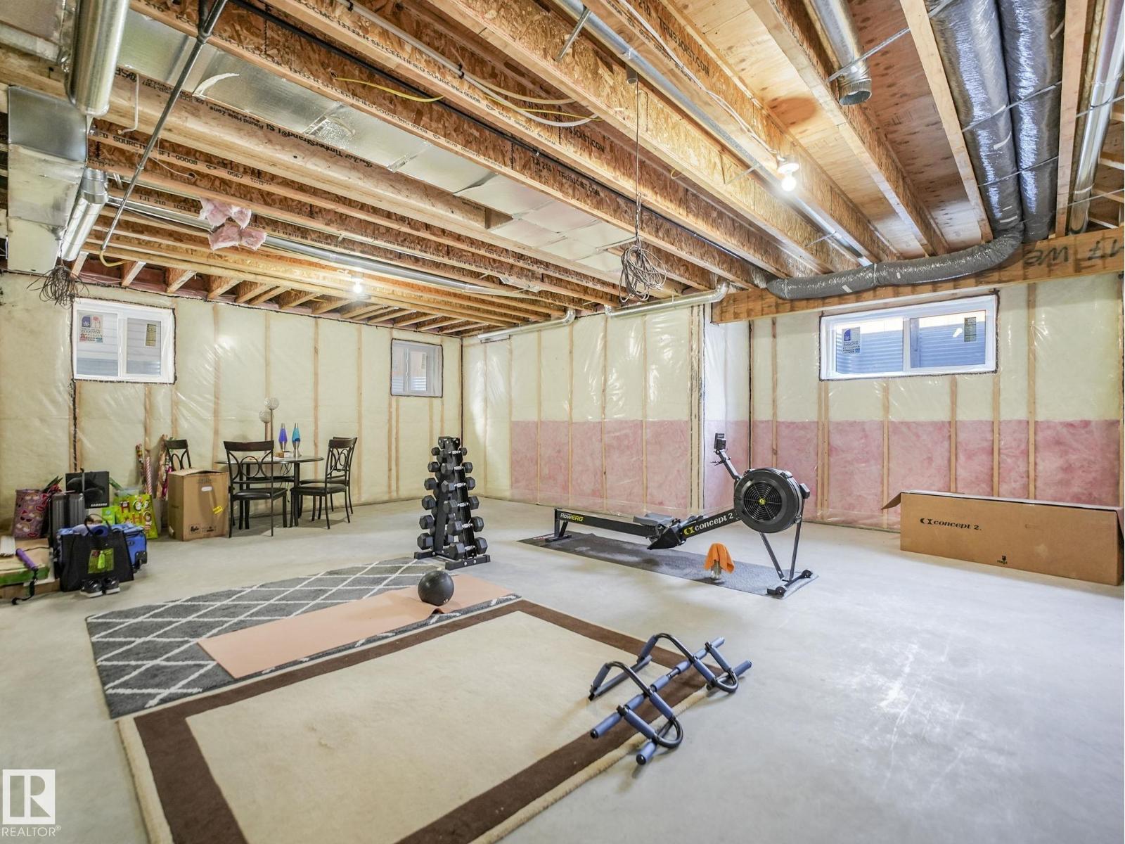 7532 173 AV NW, Edmonton