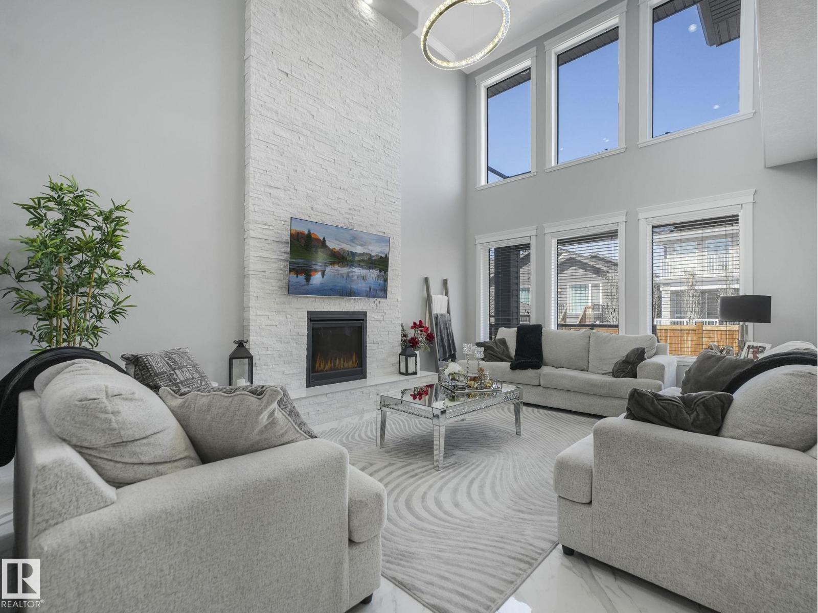 7532 173 AV NW, Edmonton