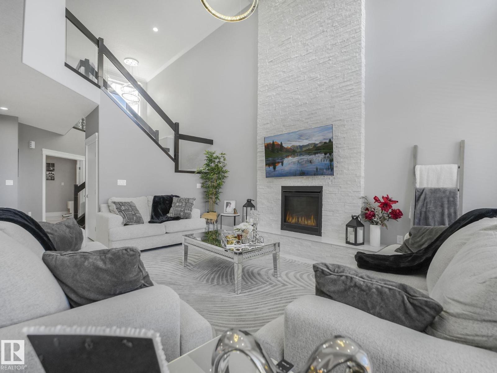 7532 173 AV NW, Edmonton