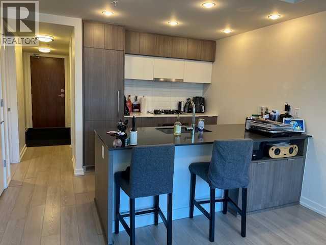311, 128 2 Street SW - photo 3
