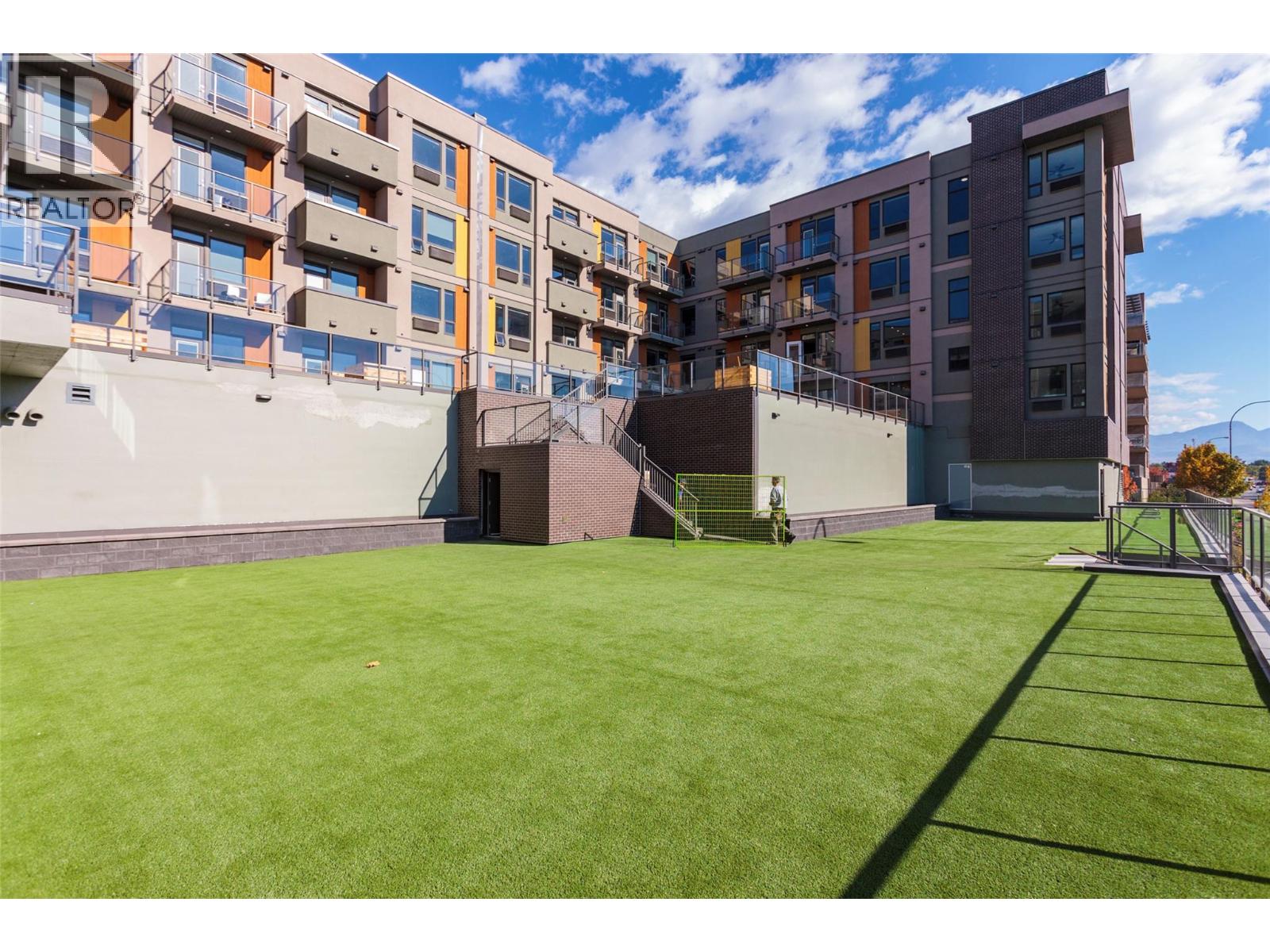 519 925 Leon Avenue, Kelowna