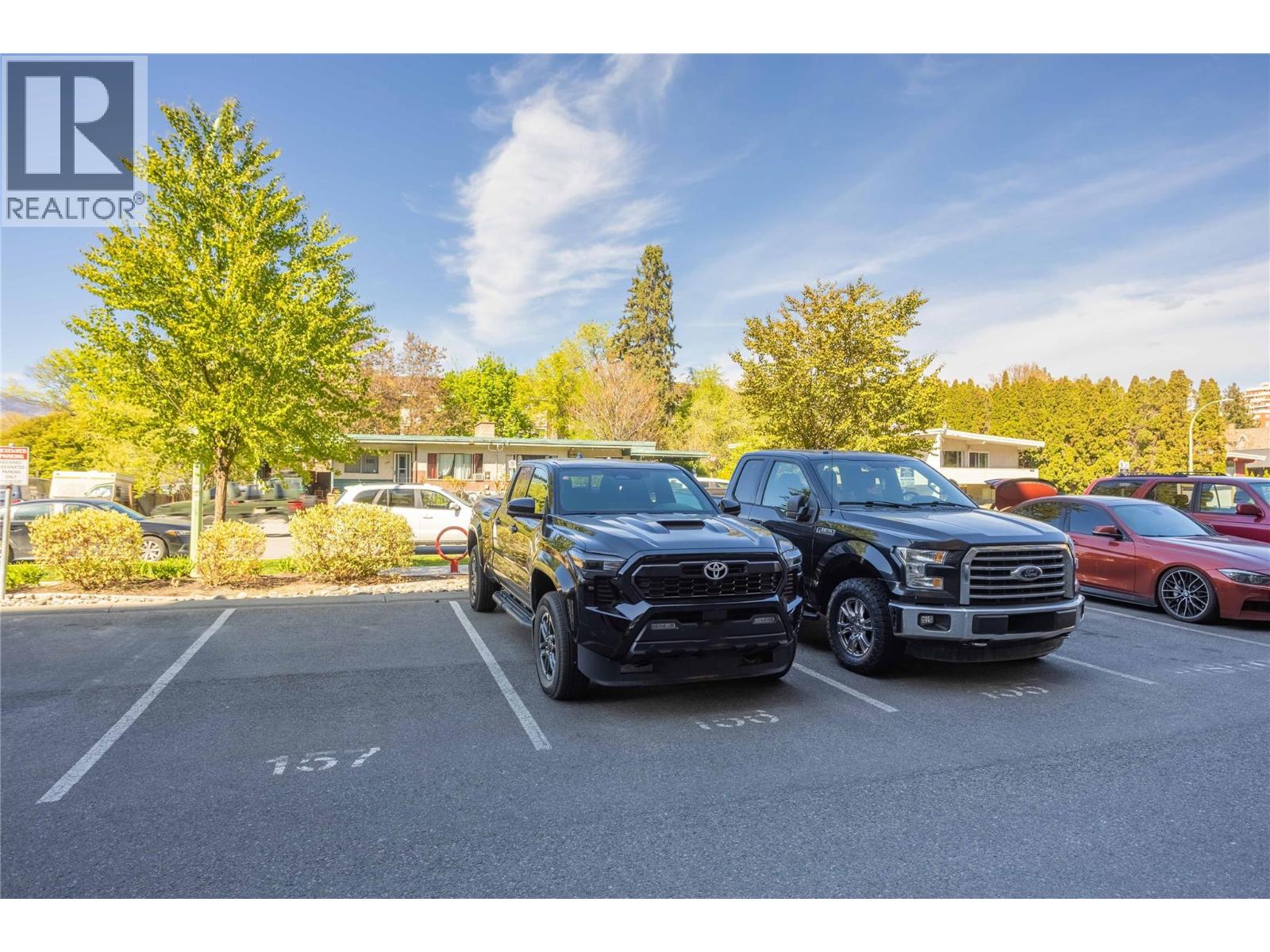 519 925 Leon Avenue, Kelowna