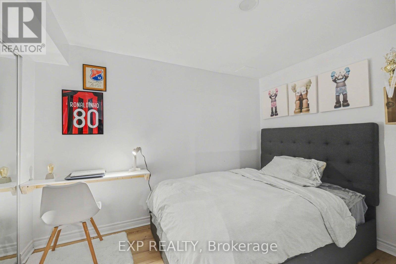 281 SORENTO STREET - 19